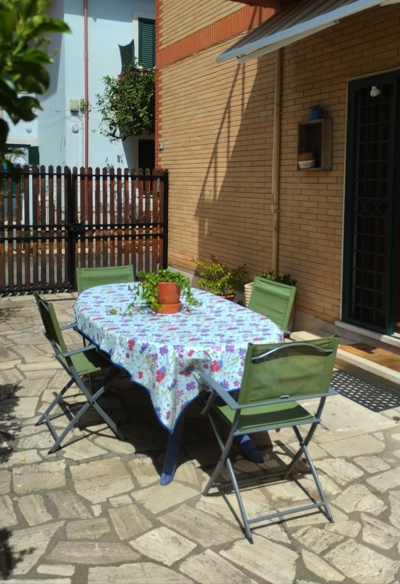 Alf E Ann B&B Tivoli Terme Exterior photo